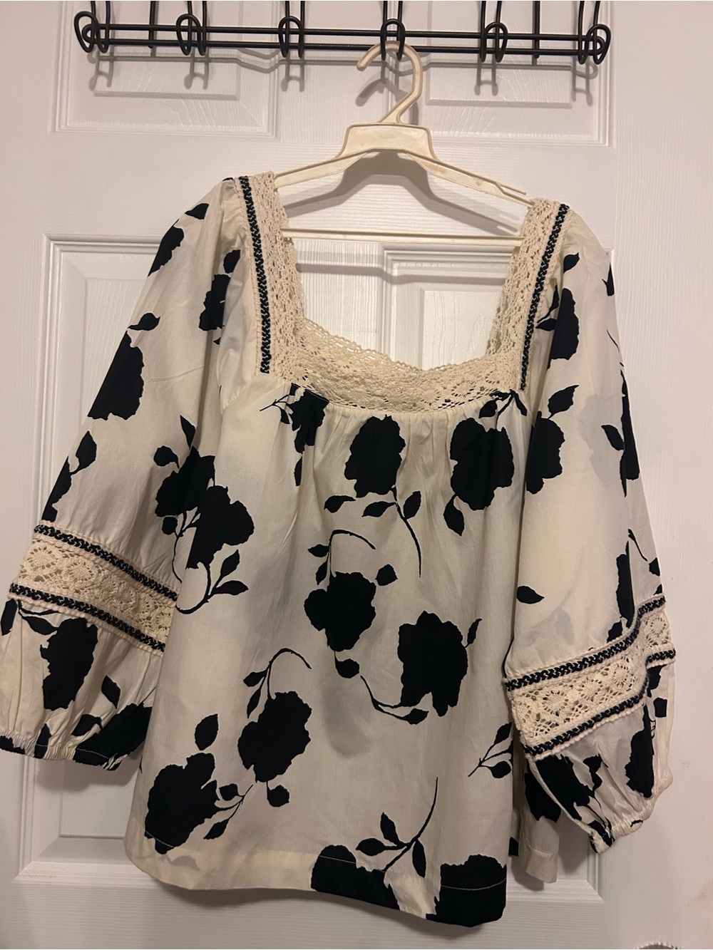 Square Neck Crochet-Trim Floral Blouse - Black & Cream
